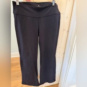 Athleta Black Women's Pants with back pockets, MP